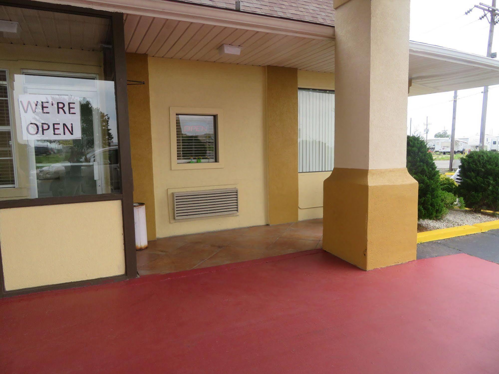 Days Inn By Wyndham Blytheville Exterior photo